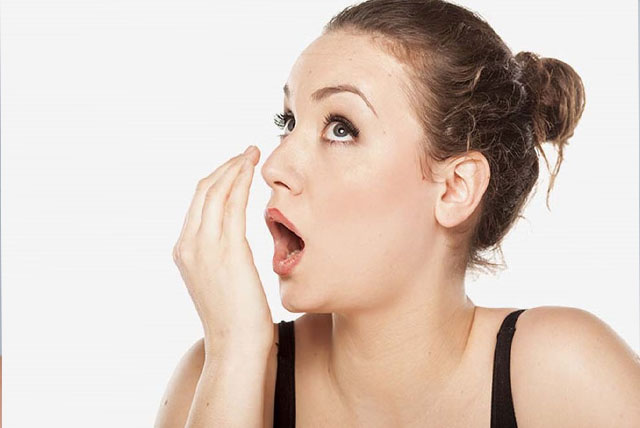Viêm mũi dị ứng gây hôi miệng là tình trạng rất nhiều người gặp phải