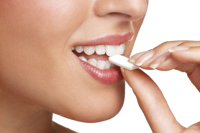 tại sao viêm họng gây hôi miệng