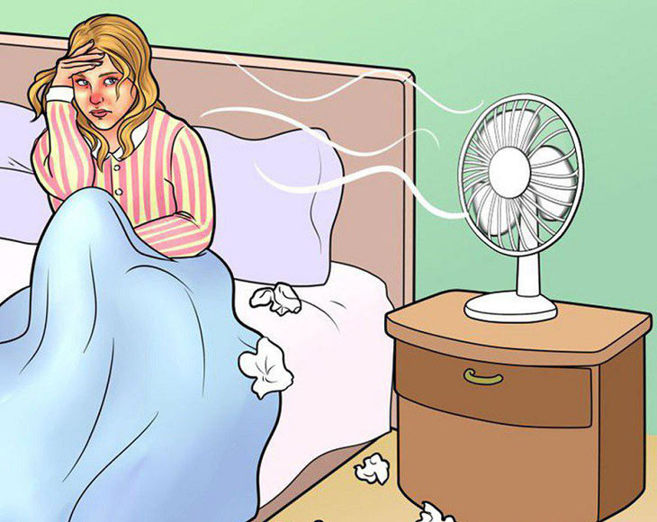 Không nên để quạt phả thẳng vào mặt trong lúc ngủ Không nên để quạt phả thẳng vào mặt trong lúc ngủ