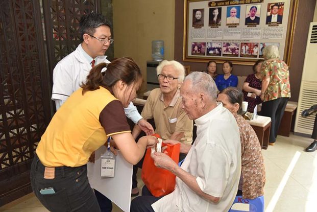Lương y Đỗ Minh Tuấn và những thế mạnh trong điều trị bệnh xương khớp, sinh lý, da liễu
