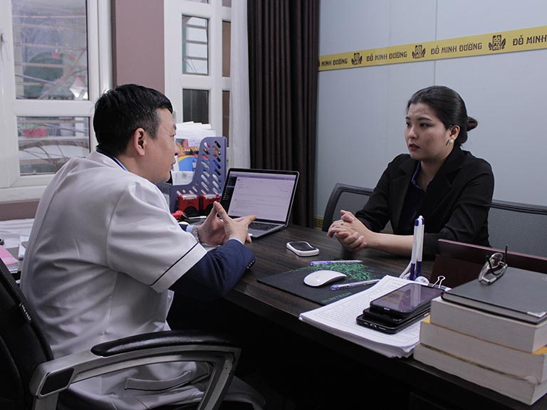 Chị Thanh chia sẻ tình trạng với lương y Tuấn